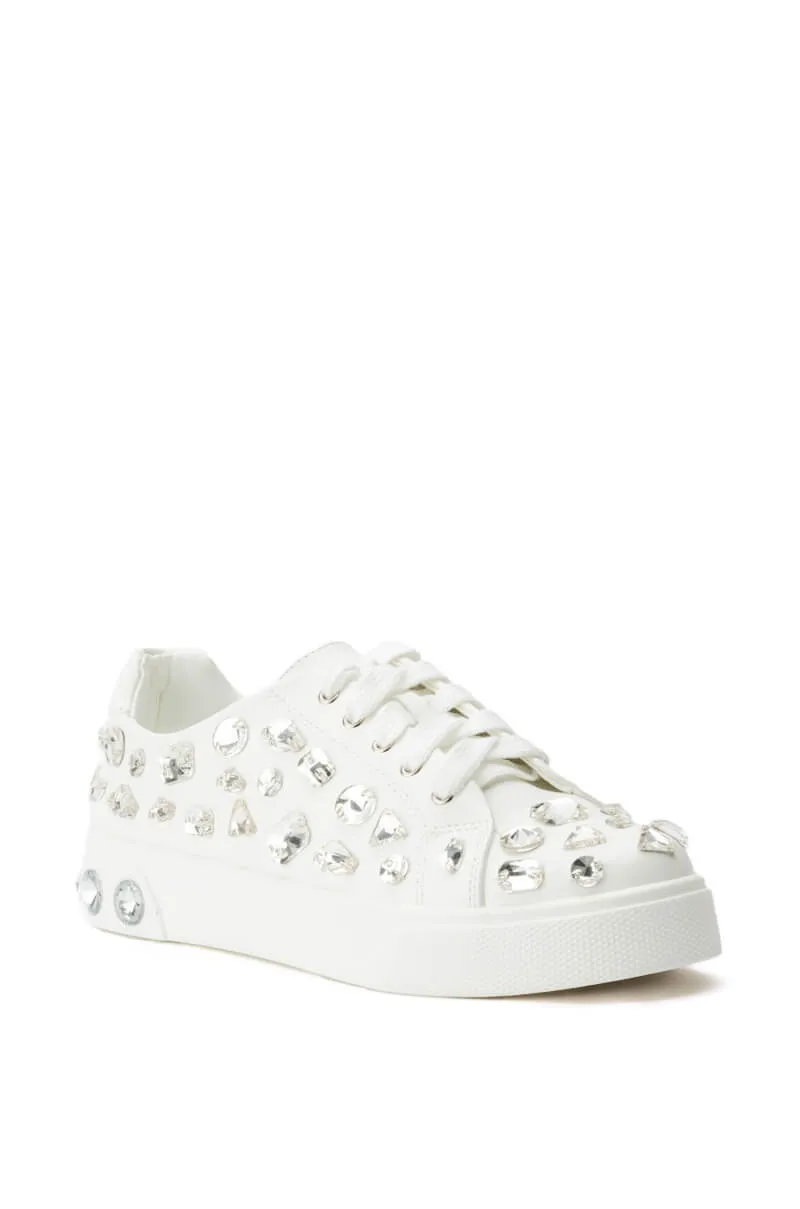 AZALEA WANG CORRINE FLAT RHINESTONE SNEAKER IN WHITE