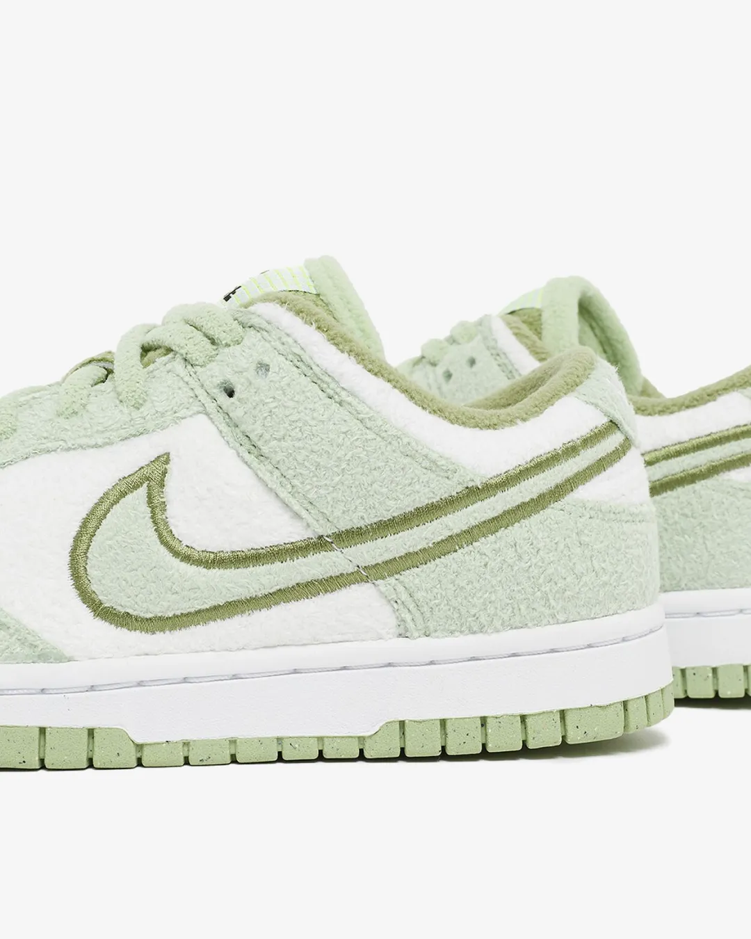 Nike Dunk Low Winter Green White