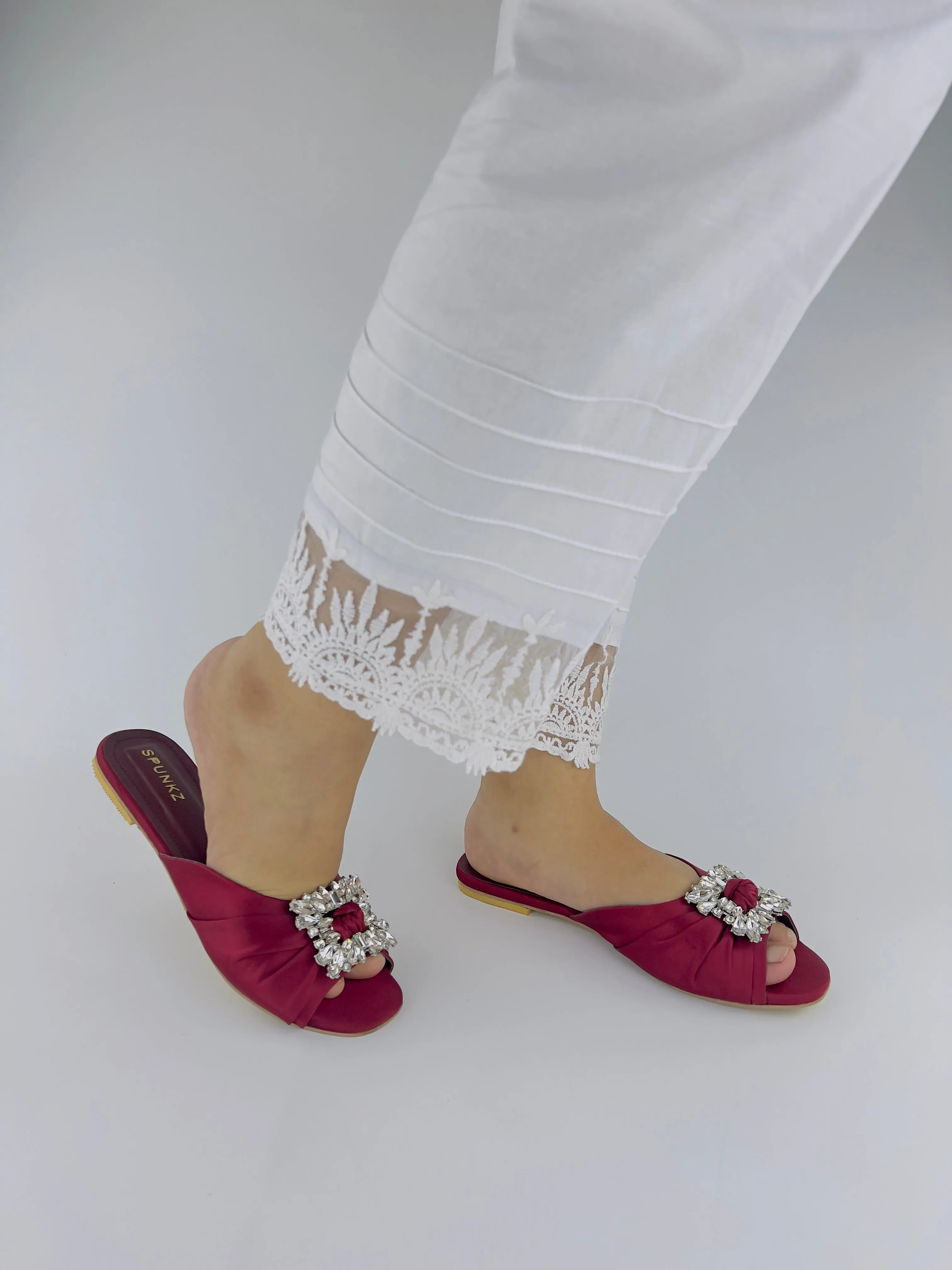 Spunkz Peep Toe Crystal Brooch Burgundy Flat Slippers