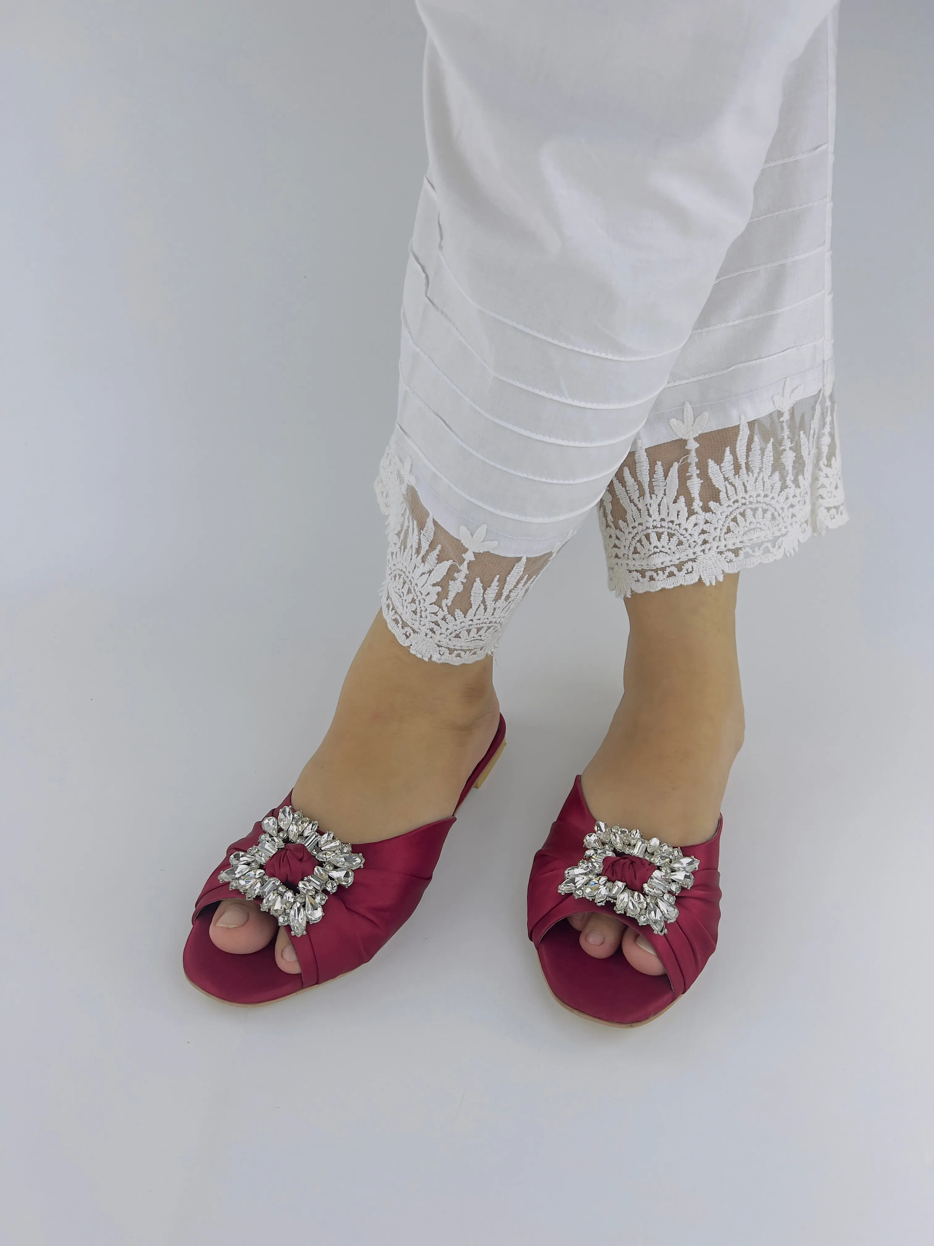 Spunkz Peep Toe Crystal Brooch Burgundy Flat Slippers