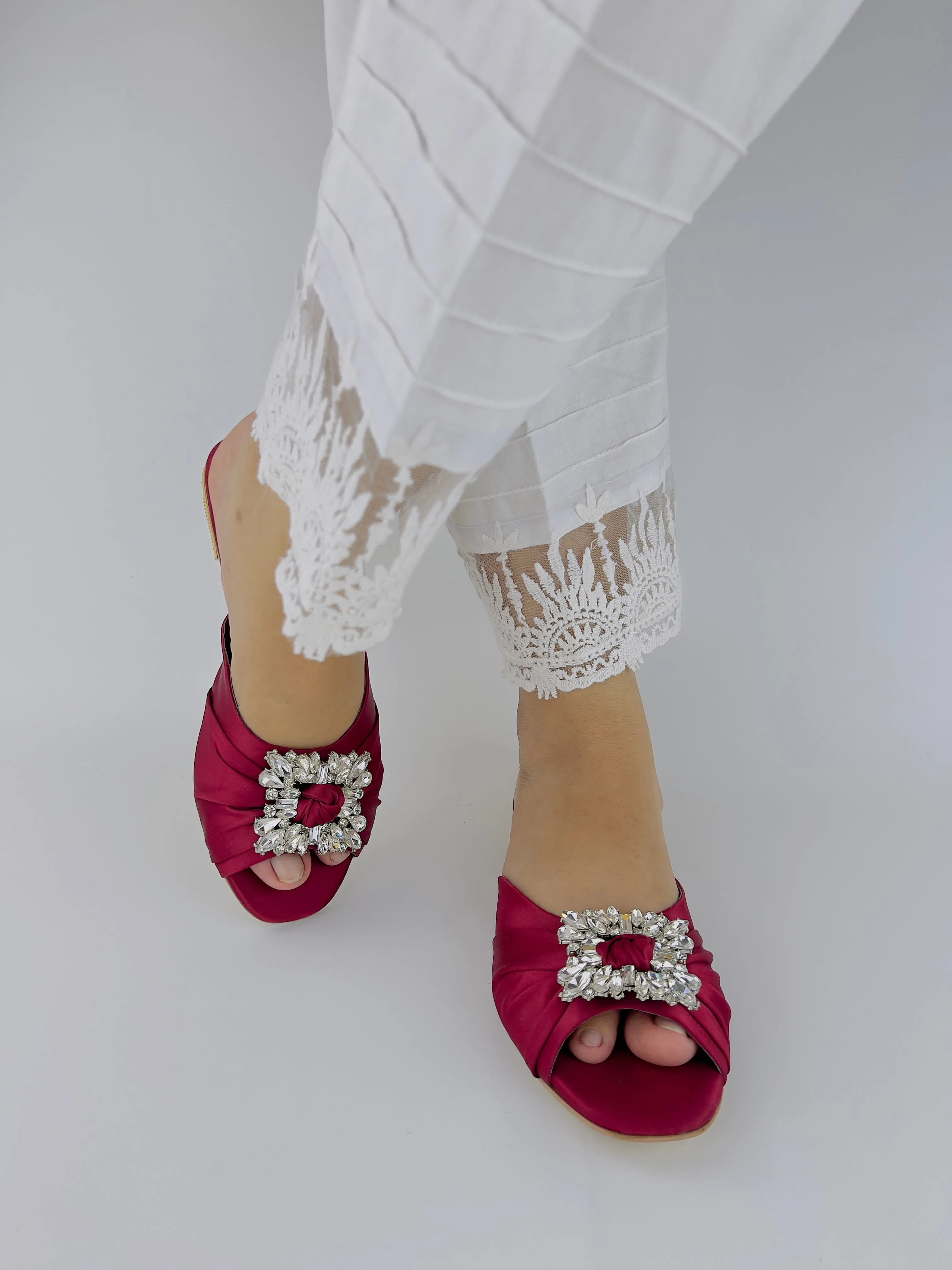 Spunkz Peep Toe Crystal Brooch Burgundy Flat Slippers