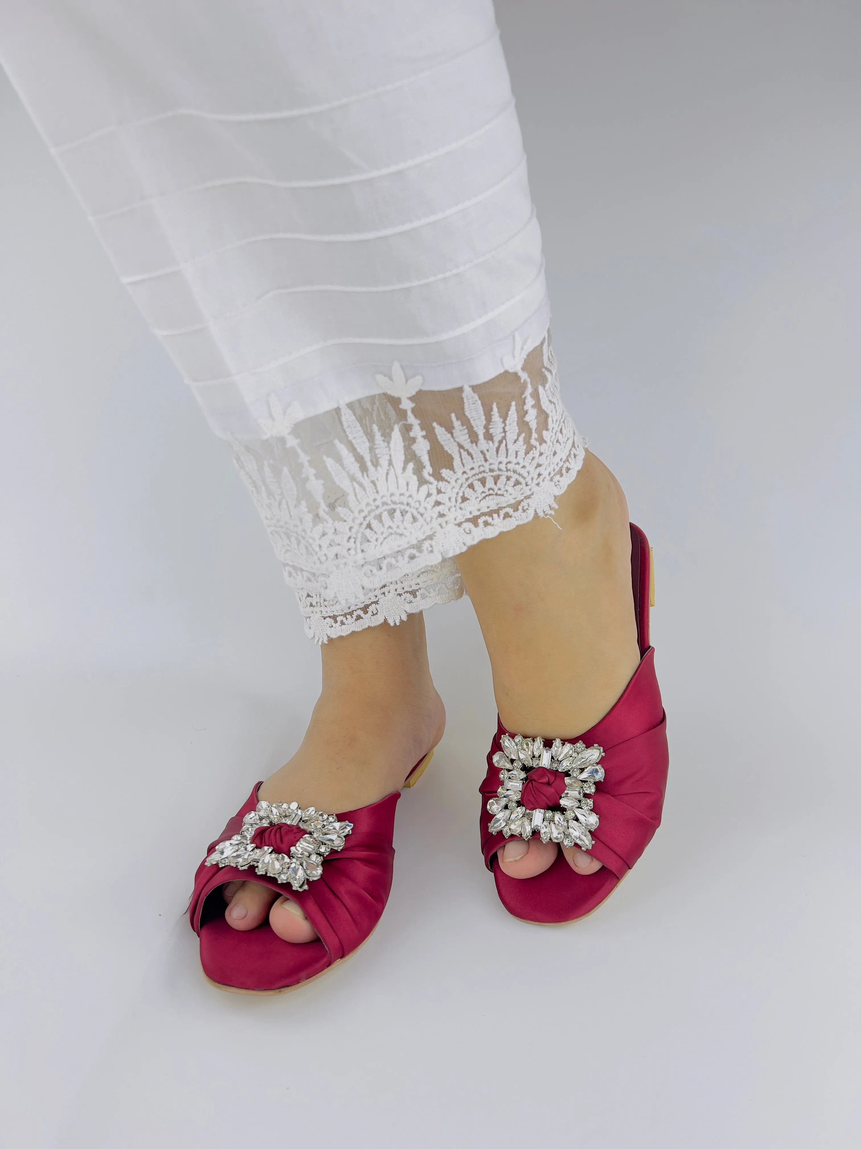 Spunkz Peep Toe Crystal Brooch Burgundy Flat Slippers