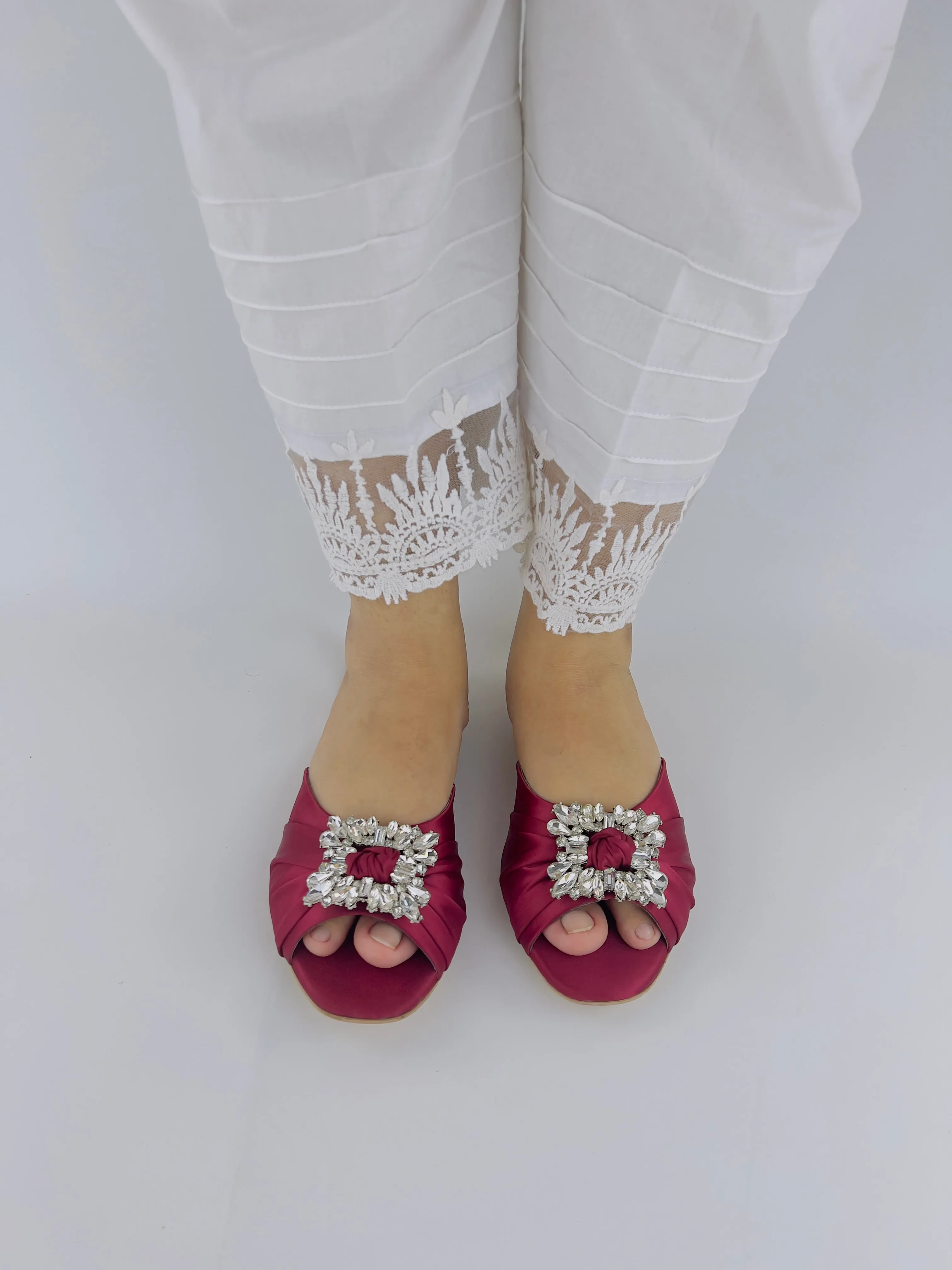 Spunkz Peep Toe Crystal Brooch Burgundy Flat Slippers